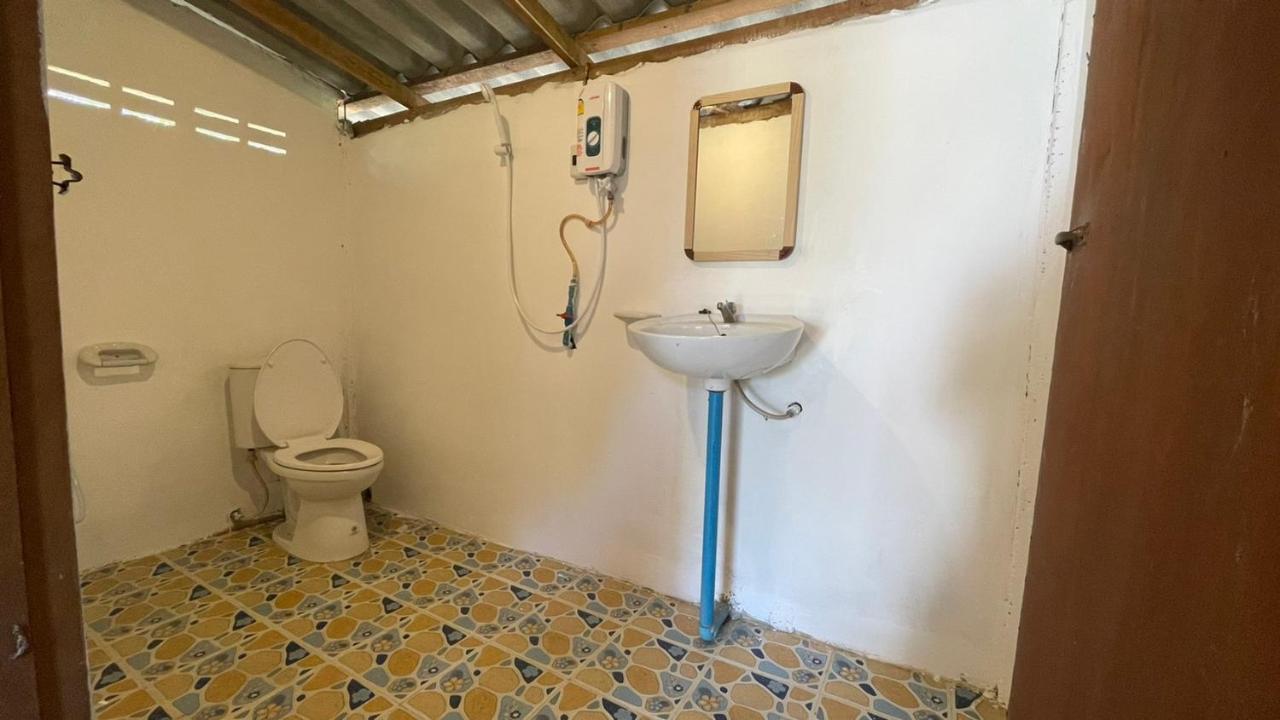 Sun Moon Pai Bungalow Rom bilde